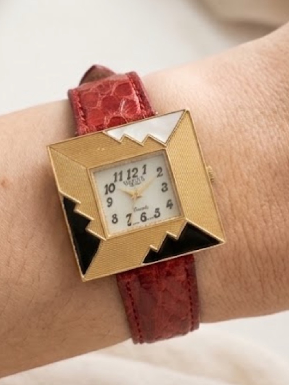 Vintage Welma Art Deco Geometric Quartz Watch Red Leather Mother of Pearl
